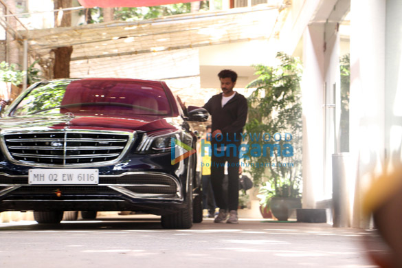 anil kapoor spotted at sunny super sound in juhu 2
