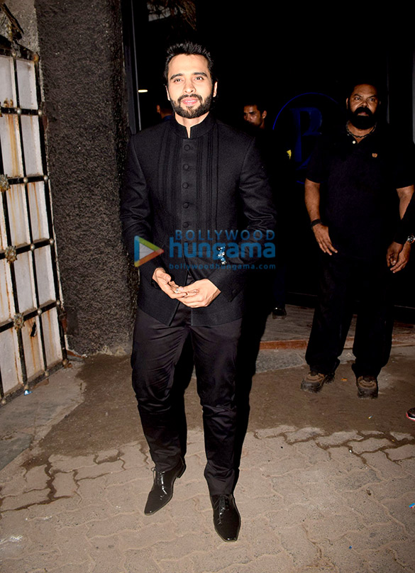 celebs grace mukesh chabbras birthday bash 19