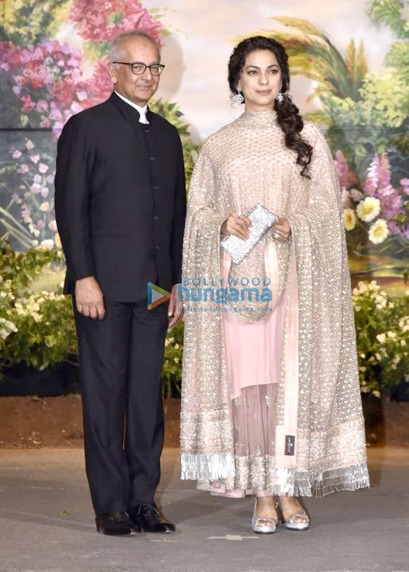 celebs grace sonam kapoor and anand ahujas wedding reception 17