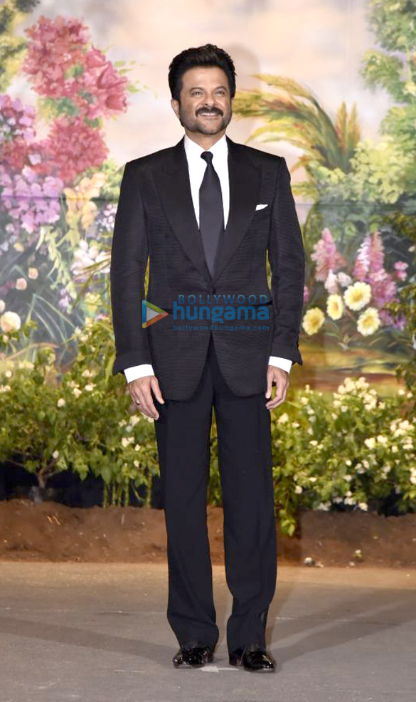 celebs grace sonam kapoor and anand ahujas wedding reception 6