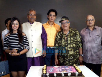 Celebs grace the trailer launch of '10 Nahi 40'