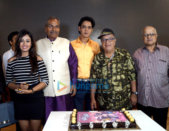celebs grace the trailer launch of 10 nahi 40 1
