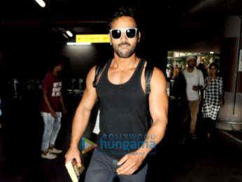 Deepika Padukone, Karan Johar, Shruti Haasan and others snapped at the airport