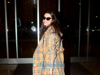 Deepika Padukone, Karan Johar, Shruti Haasan and others snapped at the airport