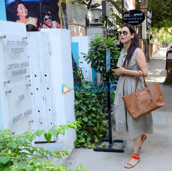 dia mirza snapped at bblunt salon 6