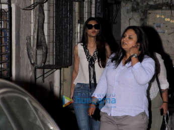Diana Penty spotted in Bandra