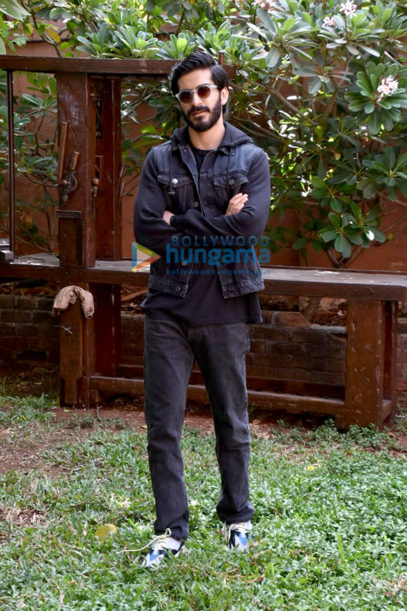 Harshvardhan Kapoor snapped promoting his film Bhavesh Joshi Superhero Harshvardhan Kapoor snapped promoting his film Bhavesh Joshi Superhero