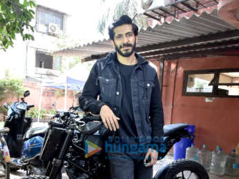 Harshvardhan Kapoor snapped promoting his film Bhavesh Joshi Superhero