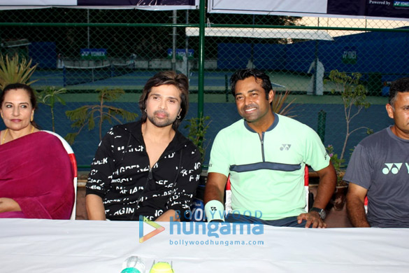 himesh reshammiya and other celebs grace the tennis academy 3