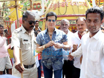 Jeetendra spotted at a temple in Juhu