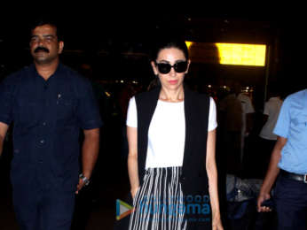 Kareena Kapoor Khan, Saif Ali Khan, Karisma Kapoor and Anushka Sharma snapped at the airport