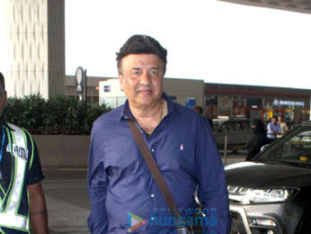 Kareena Kapoor Khan, Sonam Kapoor, Swara Bhaskar, and others snapped at the airport