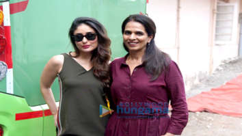 Kareena Kapoor Khan snapped at Mehboob studios in Mumbai