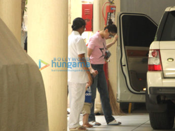 Kareena Kapoor Khan snapped with Taimur Ali Khan at her mother's residence