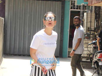 Kareena Kapoor Khan spotted in Khar