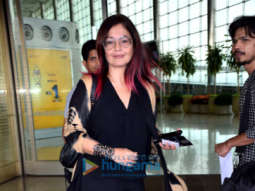 Pooja Bhatt and Khushi Kapoor snapped at the airport