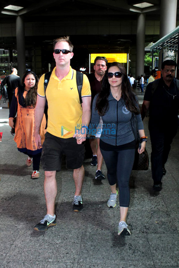 preity zinta and gene goodenough snapped at the airport 3