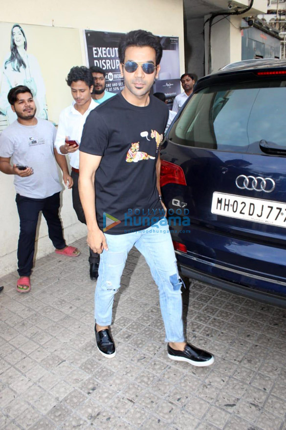 Rajkummar Rao and Patralekha spotted at PVR, Juhu Rajkummar Rao and Patralekha spotted at PVR, Juhu