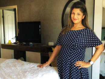Here’s how Judwaa actress Rambha proudly flaunted her BABY bump! (See pic) Here’s how Judwaa actress Rambha proudly flaunted her BABY bump! (See pic)