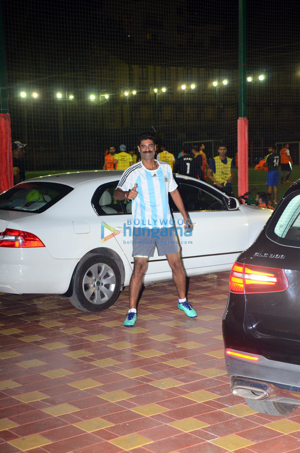 ranbir kapoor abhishek bachchan snapped during a soccer match in bandra 3