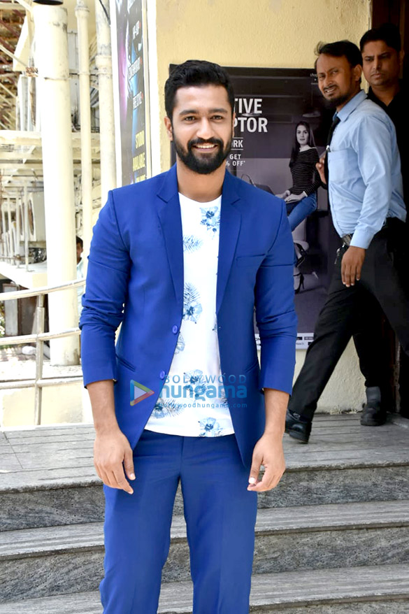 ranbir kapoor dia mirza sonam kapoor manisha koirala arrive for the trailer launch of sanju 5