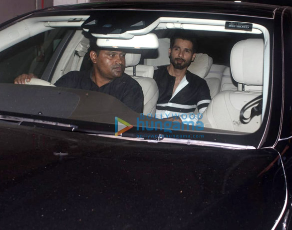 ranbir kapoor shahid kapoor karan johar snapped at the airport 3