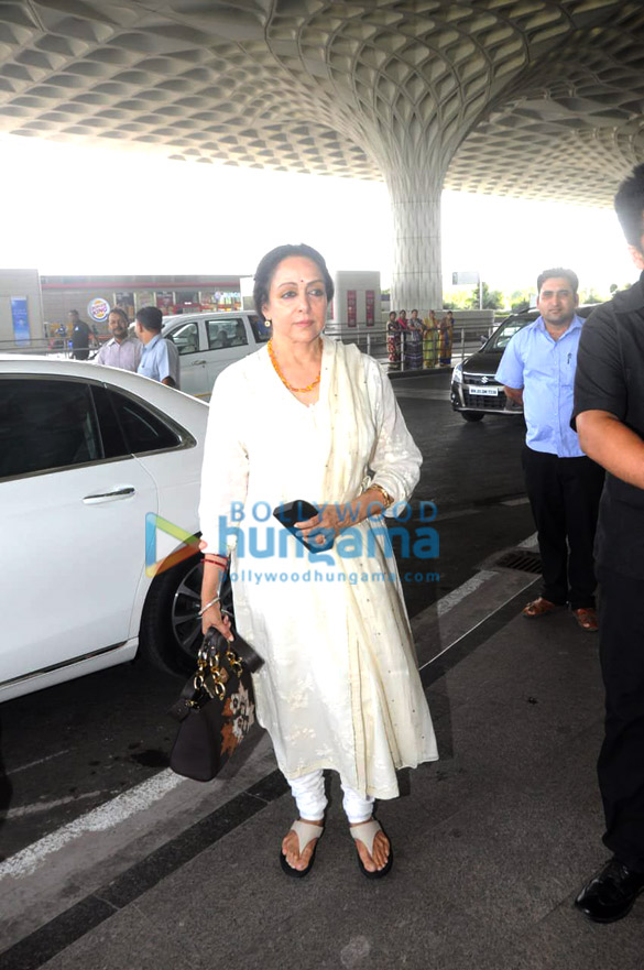 ranbir kapoor shahid kapoor urvashi rautela and others snapped at the airport 5
