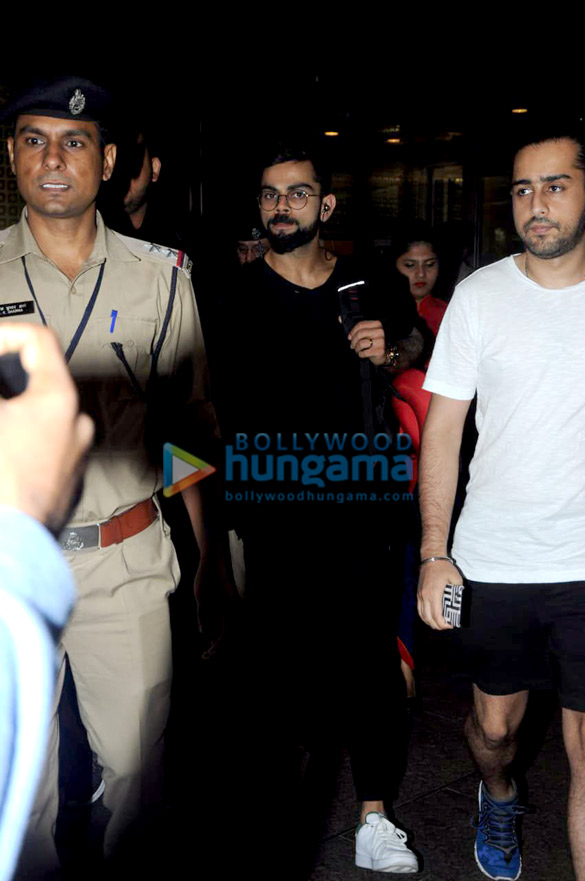 ranbir kapoor shahid kapoor urvashi rautela and others snapped at the airport 7