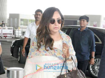 Akshay Kumar, Raveena Tandon and Suniel Shetty snapped at the airport