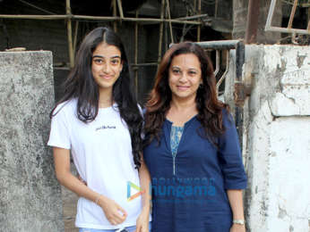 Riddhima Kapoor Sahani & Manasi Joshi Roy spotted at Kromakay in Juhu
