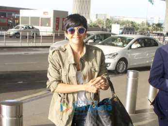 Salman Khan, Jacqueline Fernandez, Sunny Leone and others snapped at the airport