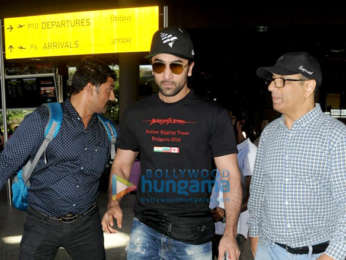 Salman Khan, Jacqueline Fernandez, Twinkle Khanna, Prachi Desai, Ayushmann Khurrana and others snapped at the airport
