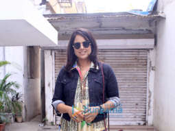 Sameera Reddy and Sonali Bendre snapped at a jewellery shop in Bandra