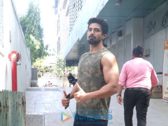 Saqib Saleem snapped in Bandra