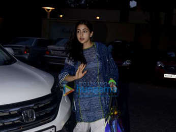Sara Ali Khan snapped post her yoga session in Bandra