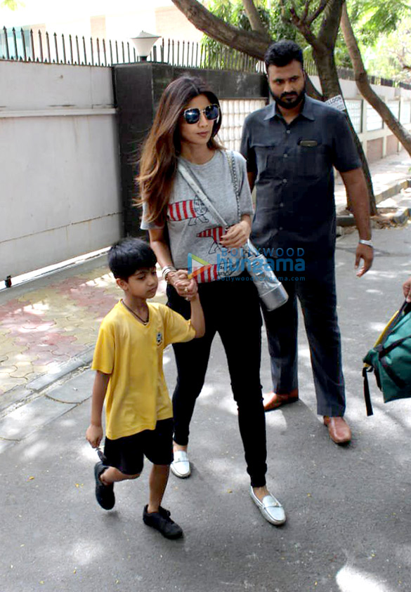 shilpa shetty spotted with her son at his school in juhu 1