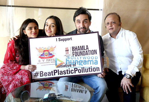 shraddha and siddhant kapoor attend the anti plastic campaign for buamla foundation 2