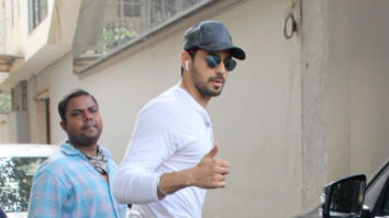 Sidharth Malhotra snapped in Khar