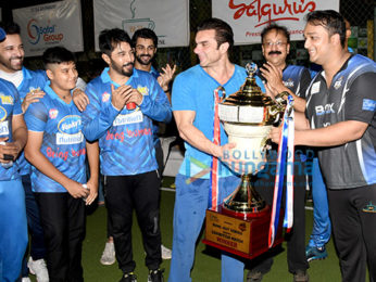 Sohail Khan, Arbaaz Khan and others grace the finals of the Box Bowl Out Xeries