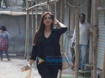 Sonali Bendre spotted at Kromakay salon in Juhu