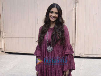 Sonam Kapoor and Shikha Talsania snapped promoting their film Veere Di Wedding
