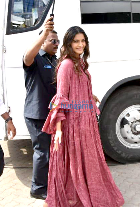 sonam kapoor and shikha talsania snapped promoting their film veere di wedding 4