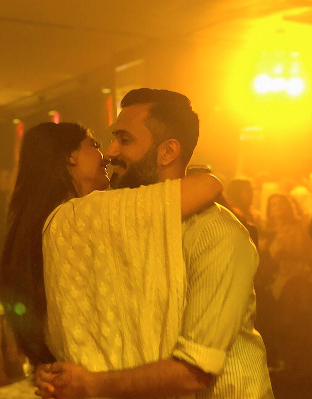 Sonam Kapoor’s husband Anand Ahuja indulges in some social media PDA (view pics)