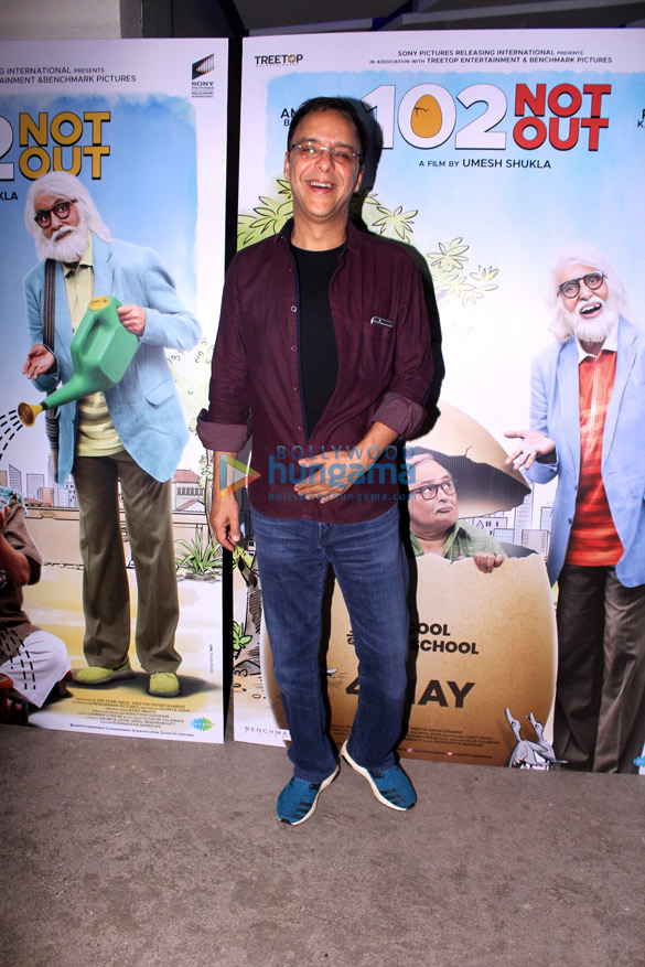 special screening of 102 not out 3