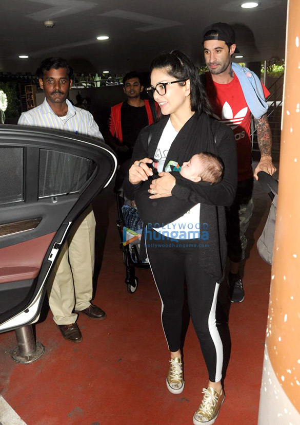 sunny leone kangana ranaut and others snapped at the airport 4
