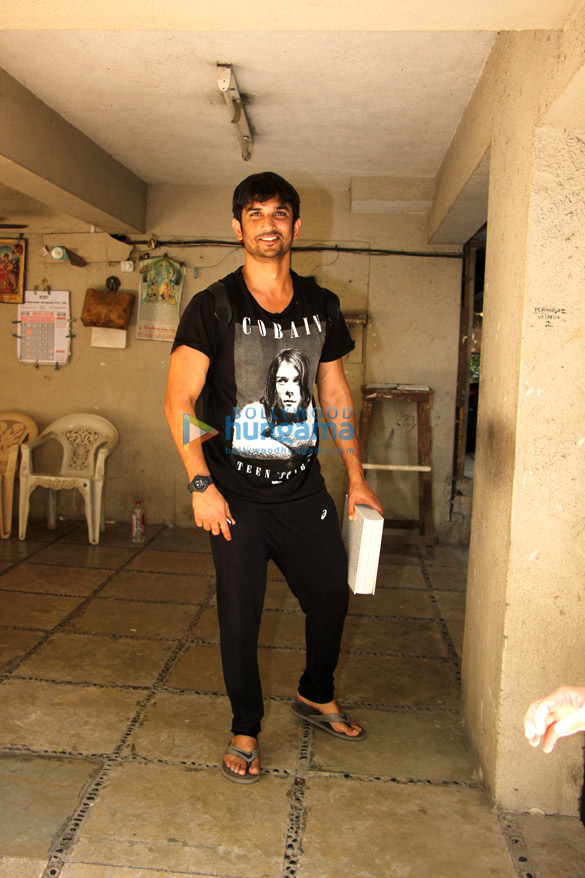 Sushant Singh Rajput and Sara Ali Khan spotted at Abhishek Kapoor’s office