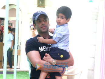 Taimur Ali Khan and Lakshya Kapoor snapped at their play school