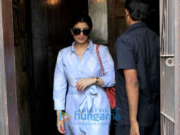 Twinkle Khanna and Anu Dewan spotted at Pali Bhavan
