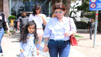 Twinkle Khanna snapped with her daughter and friends at Yauatcha in BKC