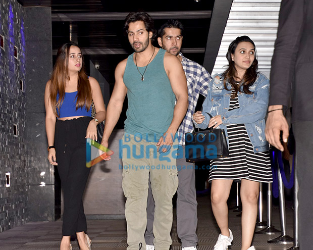 Varun Dhawan was seen having dinner with Natasha Dalal and his family Varun Dhawan was seen having dinner with Natasha Dalal and his family
